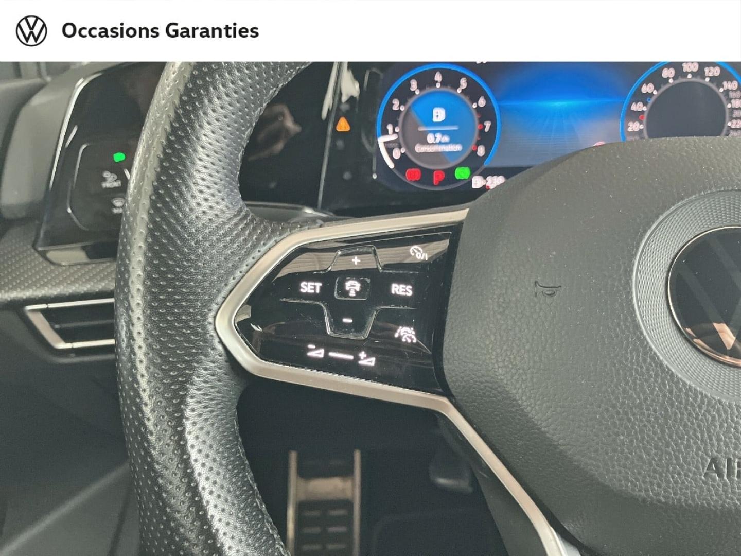 Voitures occasions VOLKSWAGEN GOLF R-Line Villers-Cotterêts