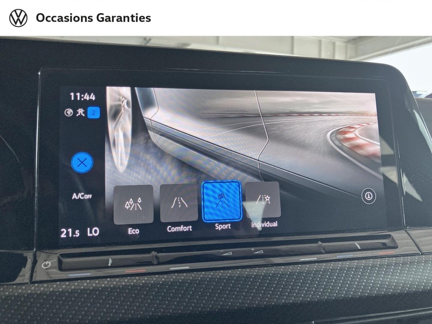 Voitures occasions VOLKSWAGEN GOLF R-Line Villers-Cotterêts