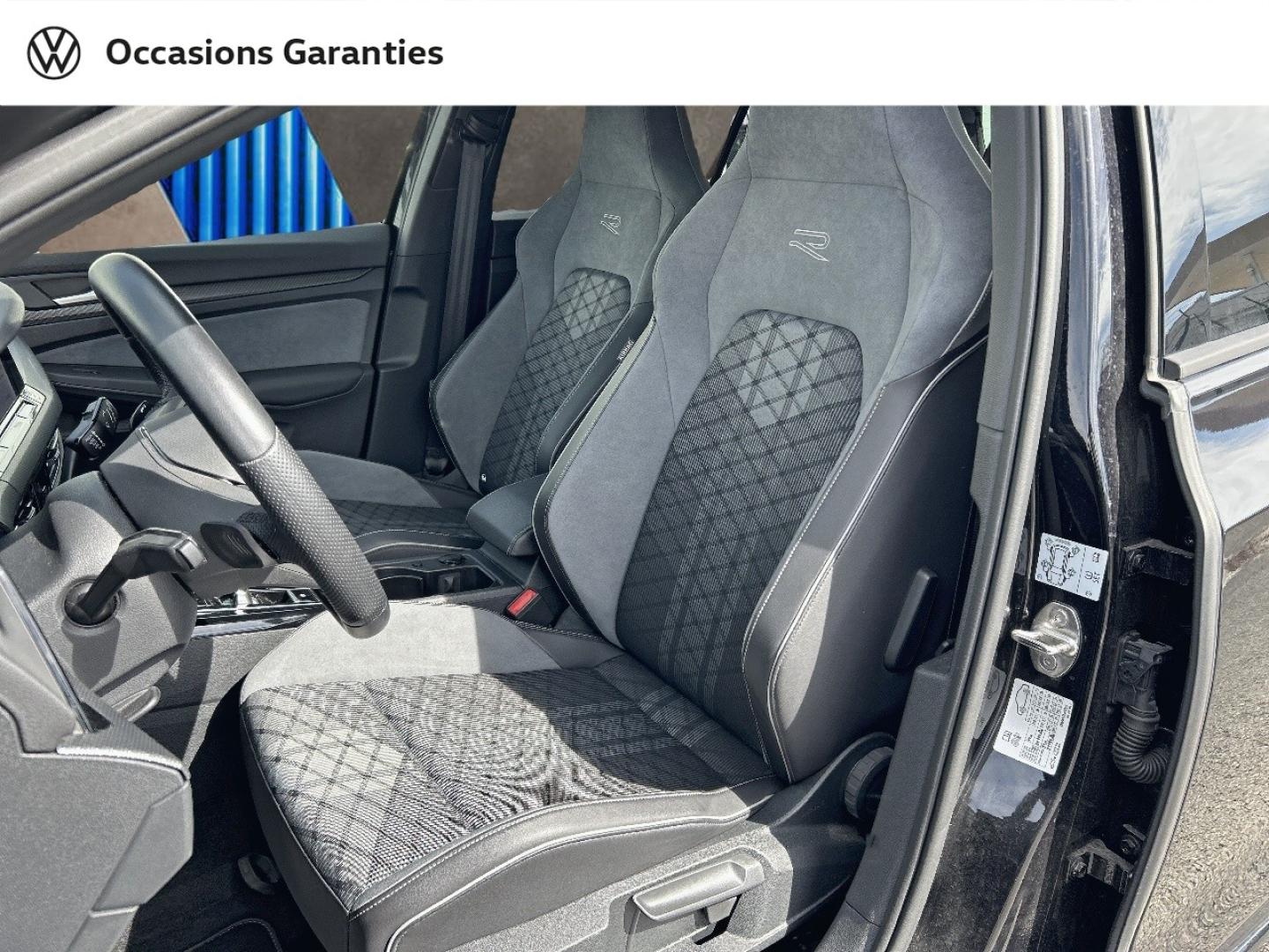Voitures occasions VOLKSWAGEN GOLF R-Line Villers-Cotterêts