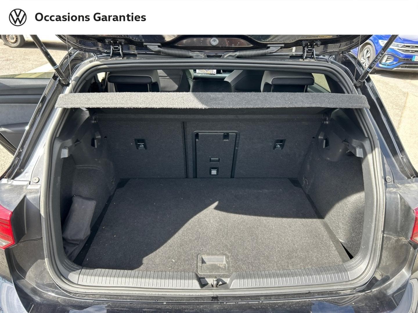 Voitures occasions VOLKSWAGEN GOLF R-Line Villers-Cotterêts