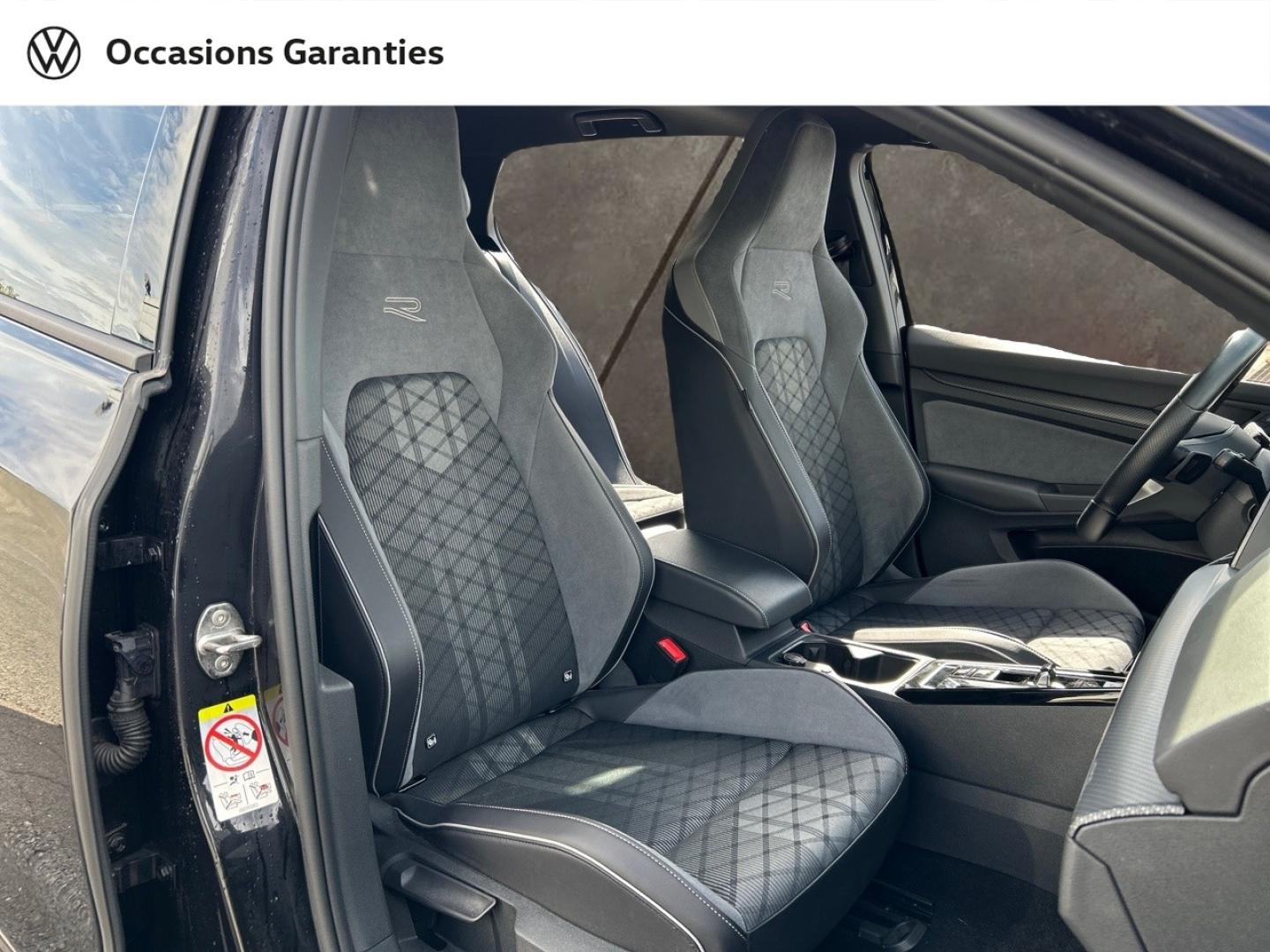 Voitures occasions VOLKSWAGEN GOLF R-Line Villers-Cotterêts