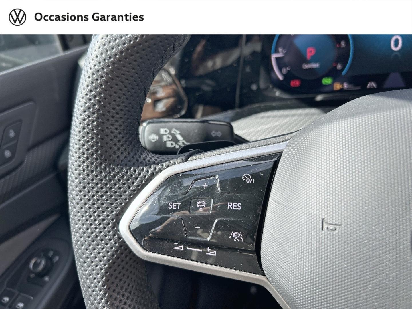 Voitures occasions VOLKSWAGEN GOLF R-Line Villers-Cotterêts