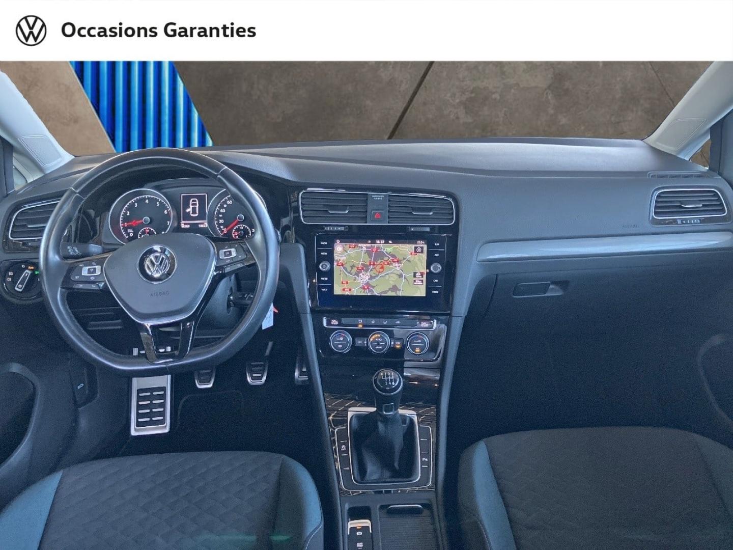 Voitures occasions VOLKSWAGEN GOLF IQ.Drive Villers-Cotterêts