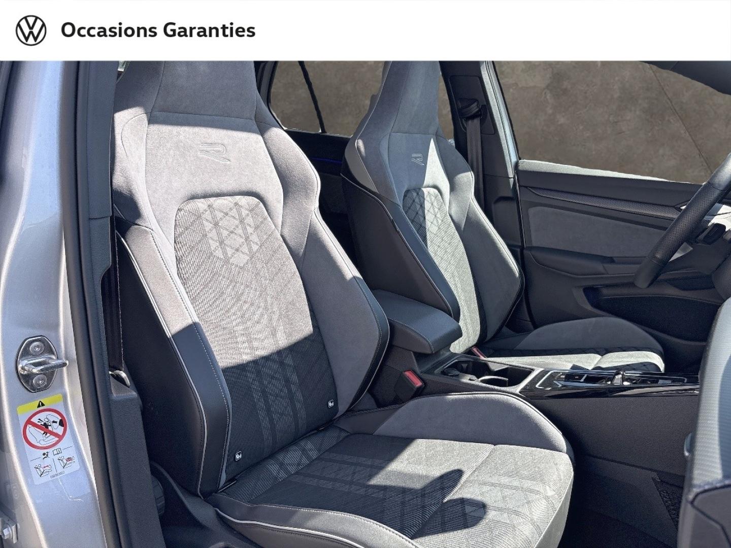 Voitures occasions VOLKSWAGEN GOLF R-Line Villers-Cotterêts