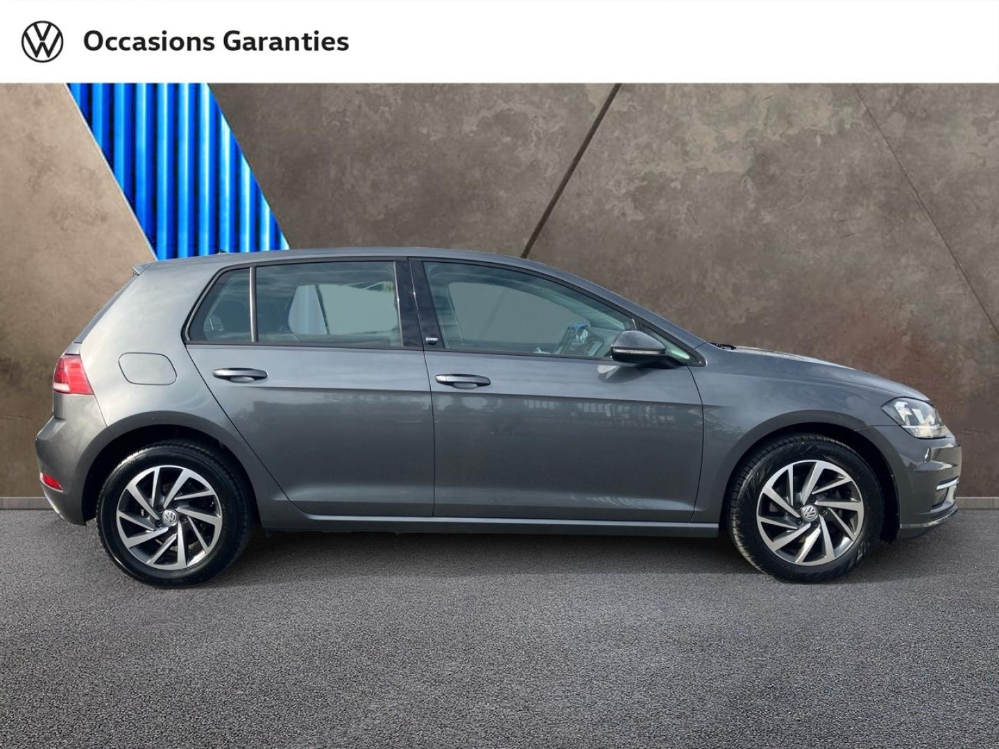 Voitures occasions VOLKSWAGEN GOLF Sound Villers-Cotterêts