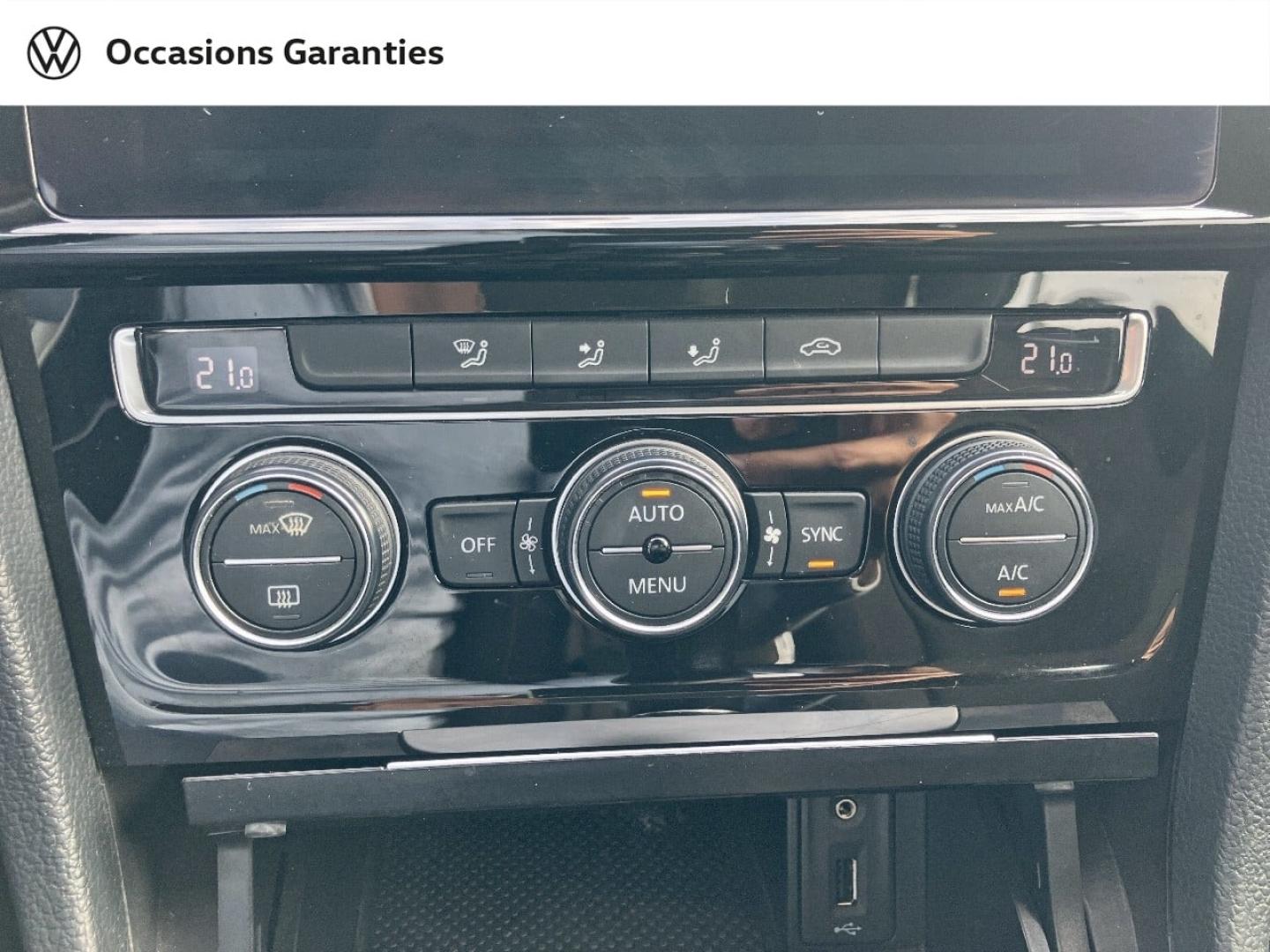 Voitures occasions VOLKSWAGEN GOLF Sound Villers-Cotterêts
