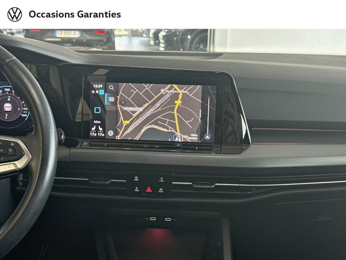 Voitures occasions VOLKSWAGEN GOLF Life Plus Villers-Cotterêts