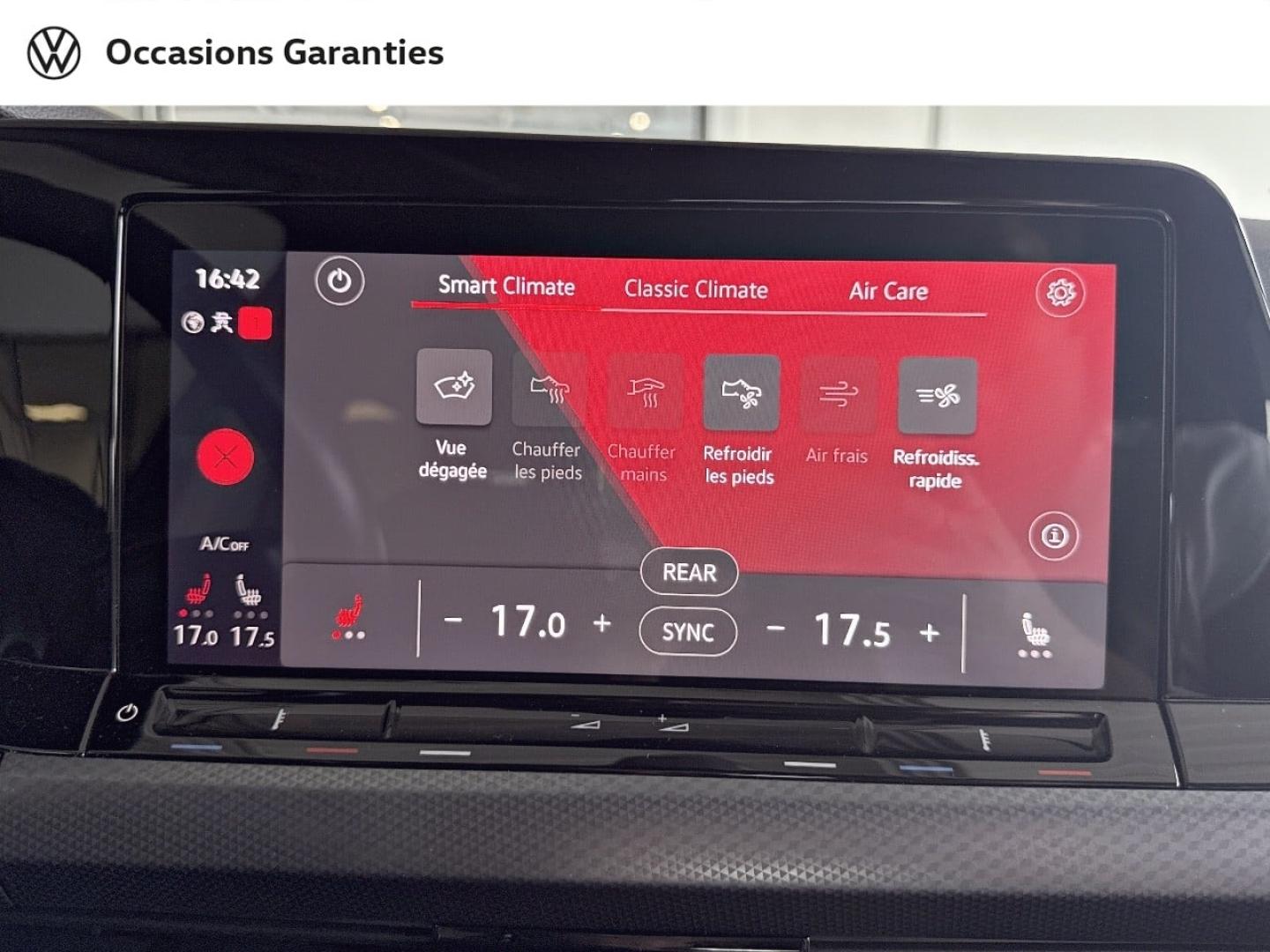 Voitures occasions VOLKSWAGEN GOLF Life Plus Villers-Cotterêts