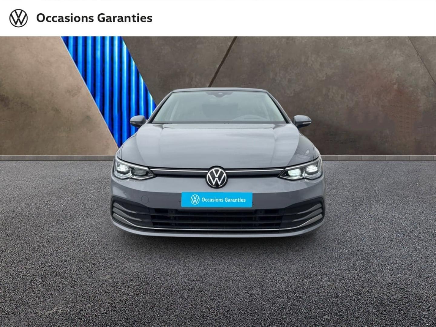 Voitures occasions VOLKSWAGEN GOLF Life Villers-Cotterêts