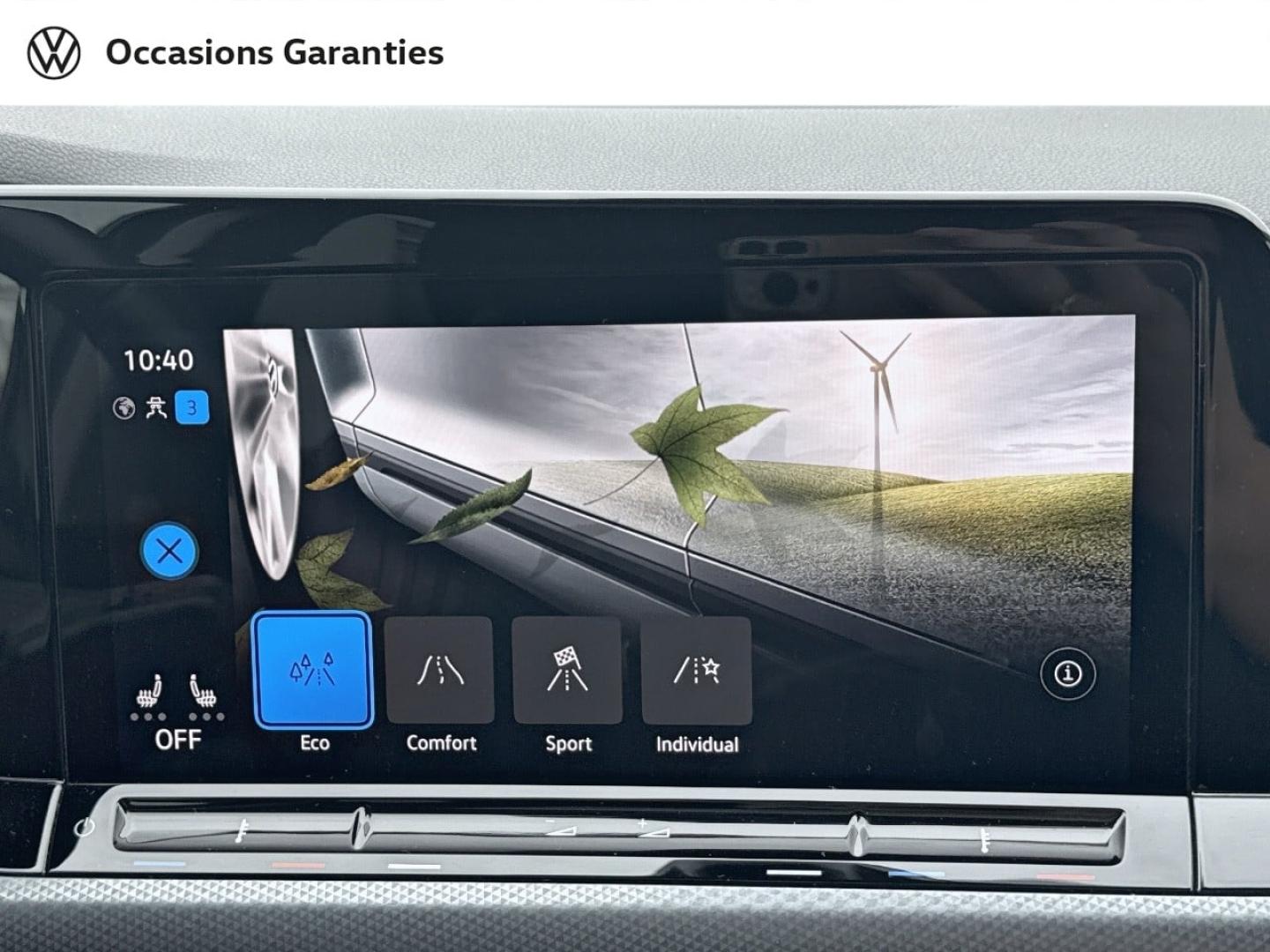 Voitures occasions VOLKSWAGEN GOLF Life Villers-Cotterêts