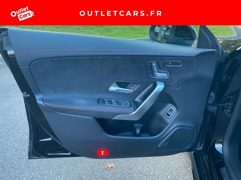 Voitures occasions MERCEDES-BENZ CLA Shooting Brake AMG Line Nantes