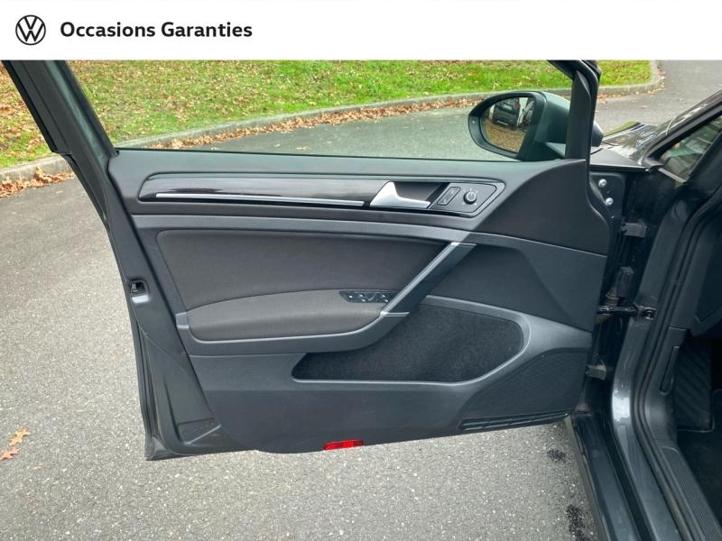 Voitures occasions VOLKSWAGEN GOLF Carat Nantes
