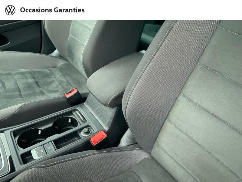 Voitures occasions VOLKSWAGEN GOLF Carat Nantes