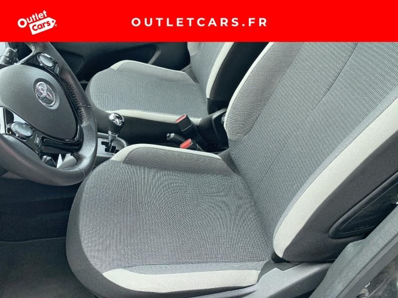 Voitures occasions TOYOTA AYGO x-play Nantes