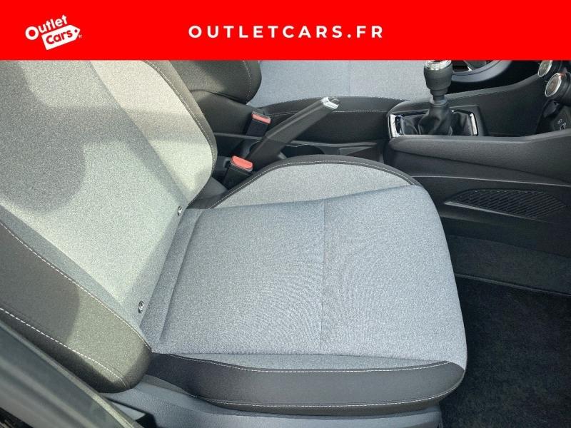 Voitures occasions RENAULT CLIO Evolution Nantes