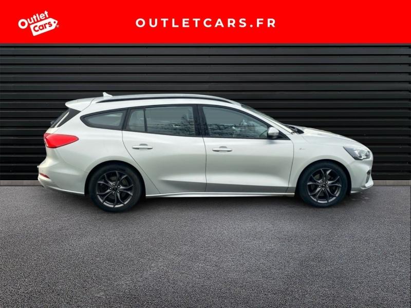 Voitures occasions FORD Focus SW Titanium Nantes