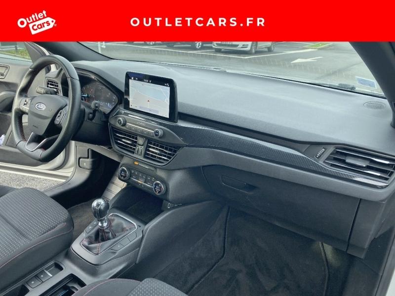 Voitures occasions FORD Focus SW Titanium Nantes