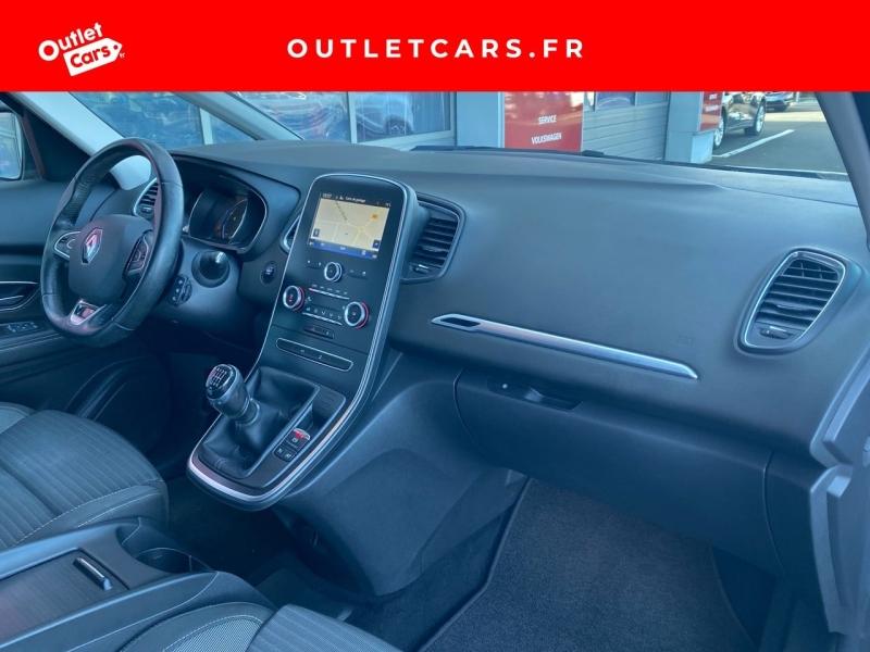 Voitures occasions RENAULT GRAND SCENIC Business Rezé