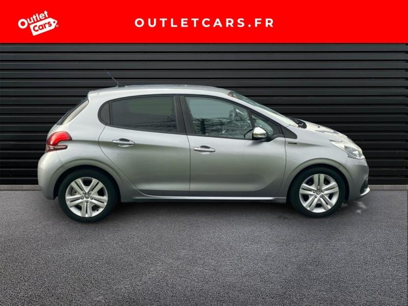 Voitures occasions PEUGEOT 208 Signature Rezé