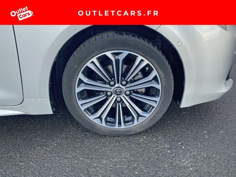 Voitures occasions TOYOTA COROLLA Dynamic Business Rezé