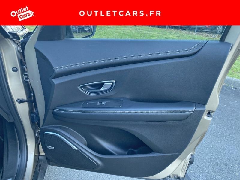 Voitures occasions RENAULT SCENIC Initiale Paris Nantes