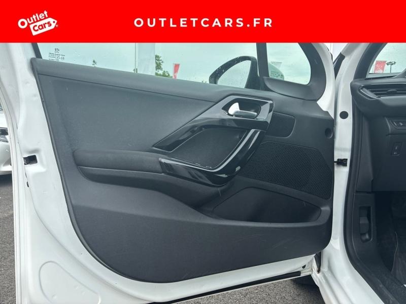Voitures occasions PEUGEOT 208 Active Rezé