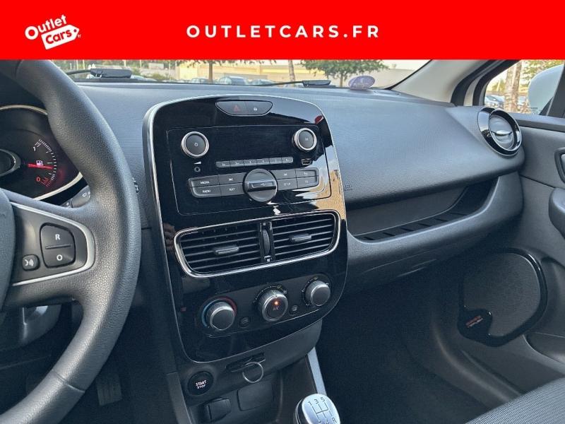 Voitures occasions RENAULT CLIO Trend Rezé