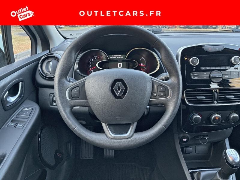 Voitures occasions RENAULT CLIO Trend Rezé