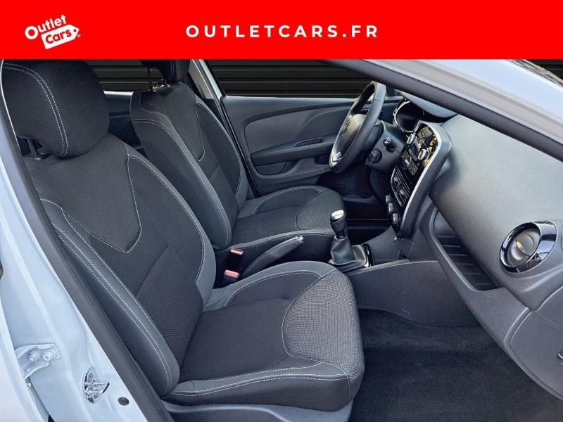 Voitures occasions RENAULT CLIO Trend Rezé