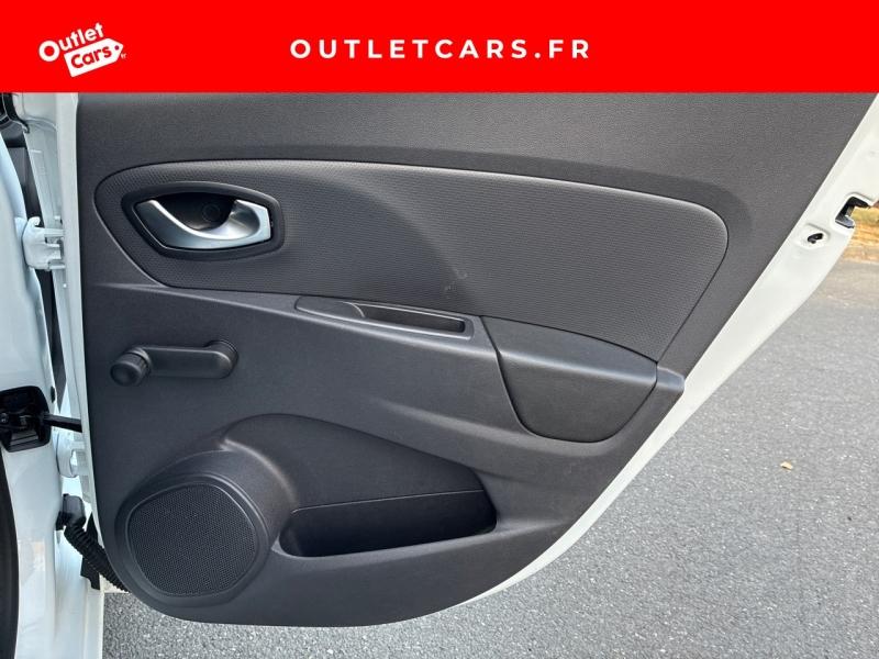 Voitures occasions RENAULT CLIO Trend Rezé