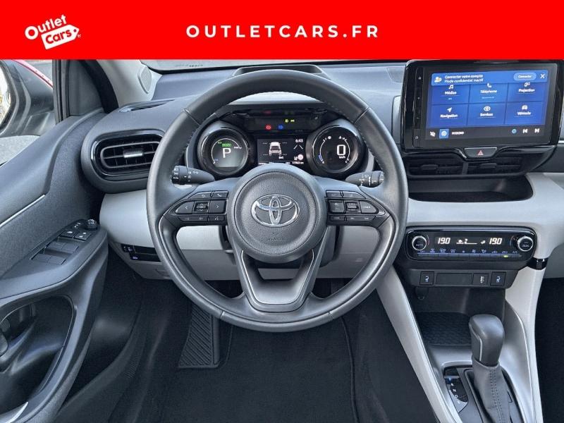 Voitures occasions TOYOTA YARIS Iconic Rezé