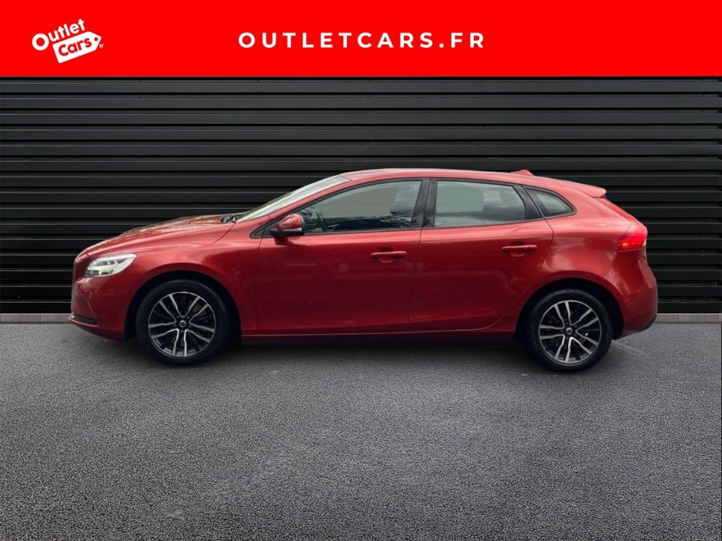 Voitures occasions VOLVO V40 Momentum Rezé