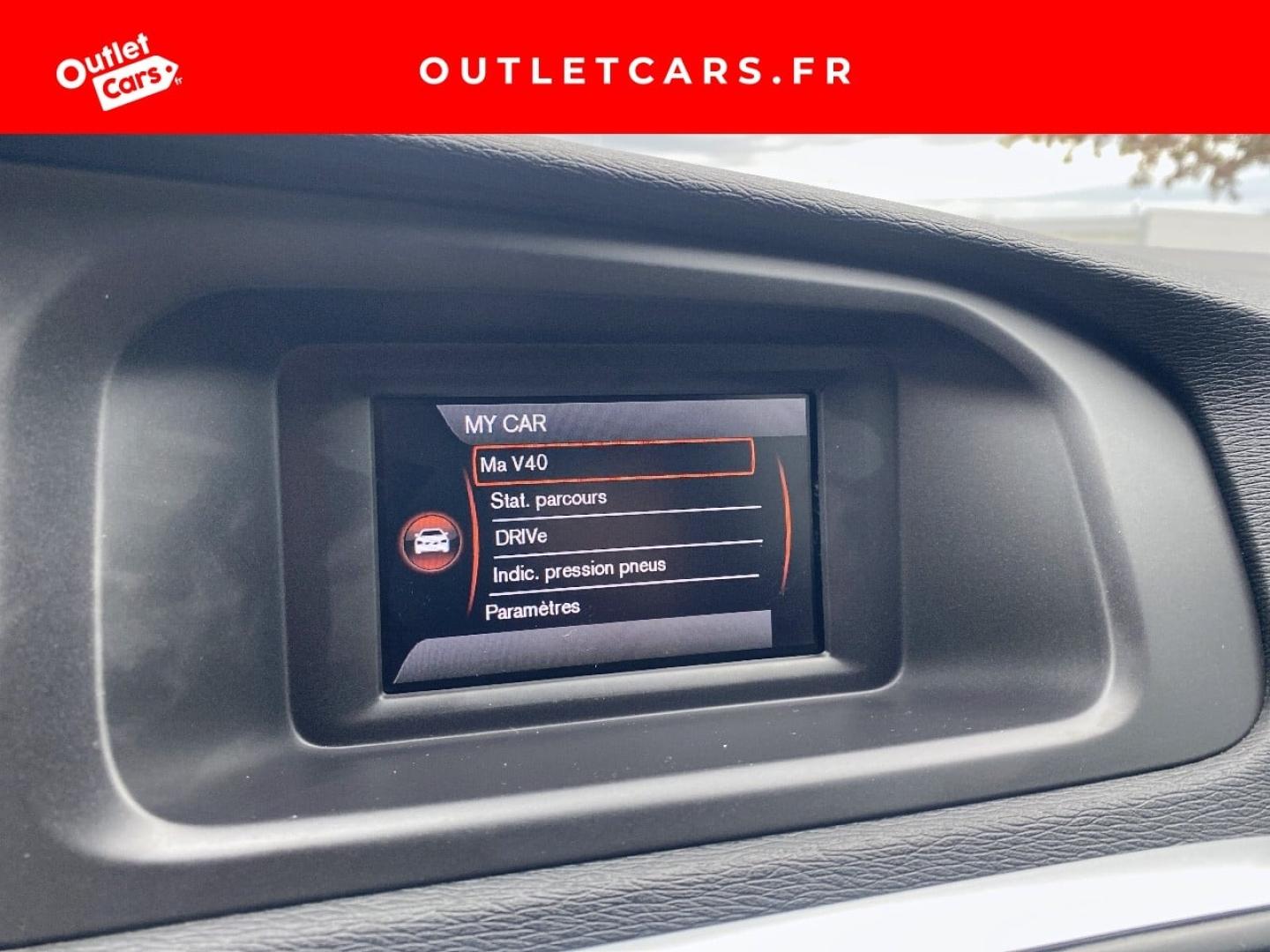 Voitures occasions VOLVO V40 Momentum Rezé