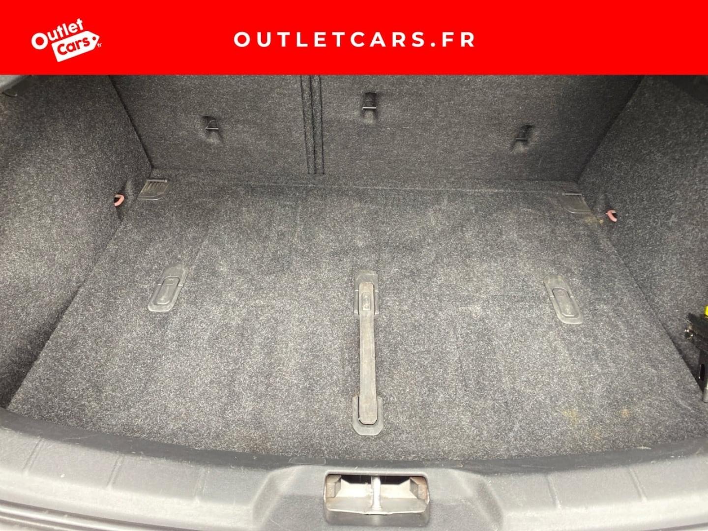 Voitures occasions VOLVO V40 Momentum Rezé