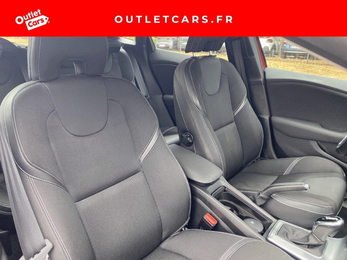 Voitures occasions VOLVO V40 Momentum Rezé