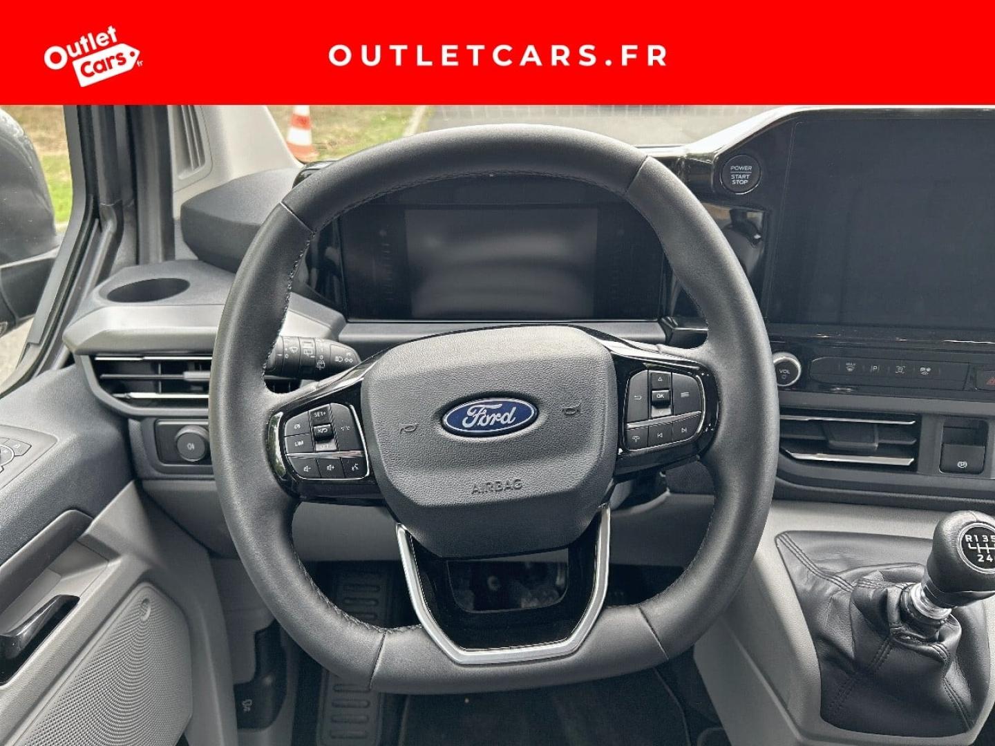 Voitures occasions FORD Tourneo Custom Titanium Rezé