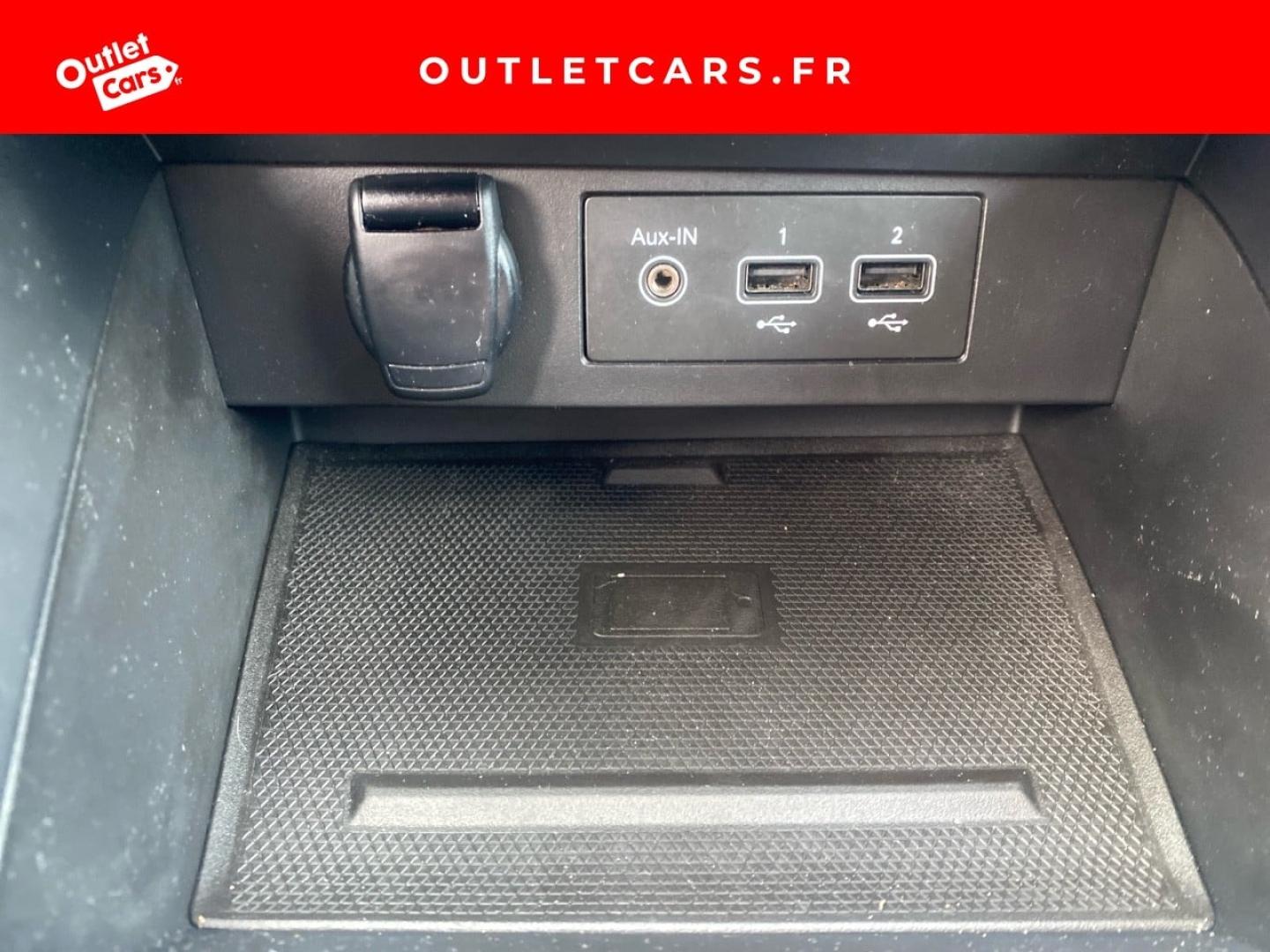 Voitures occasions RENAULT CLIO Intens Rezé