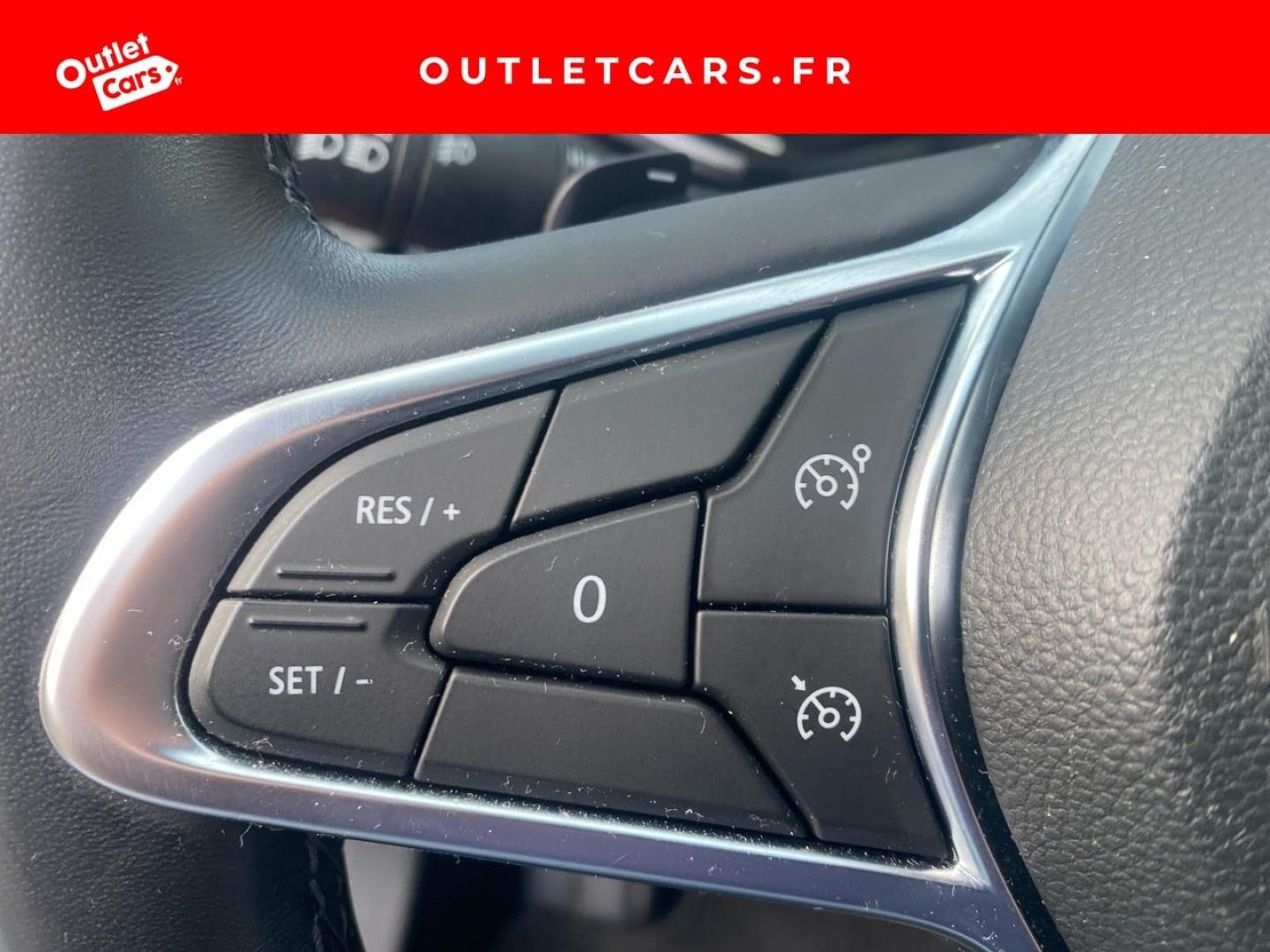 Voitures occasions RENAULT CLIO Intens Rezé