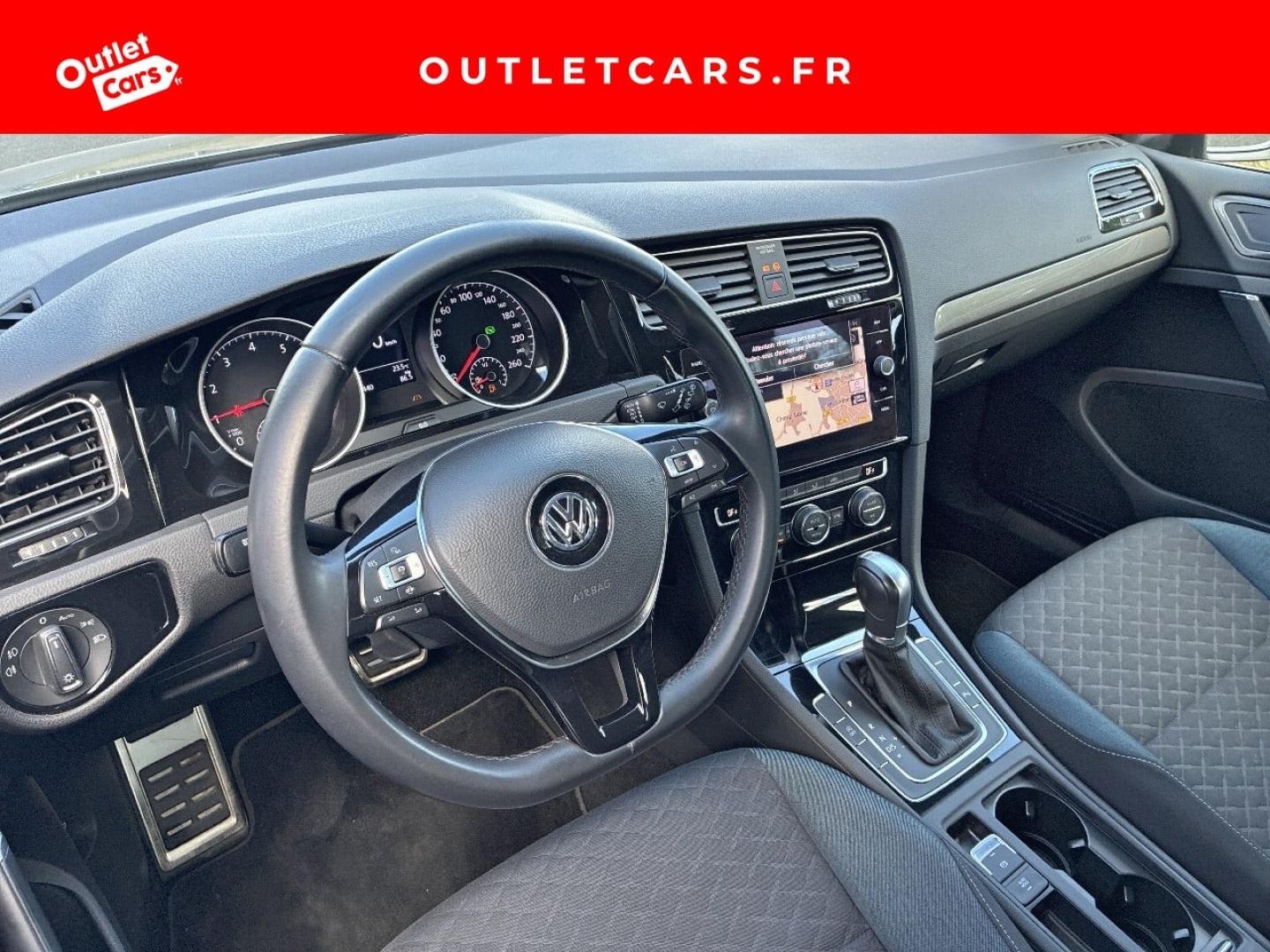 Voitures occasions VOLKSWAGEN GOLF IQ.Drive Rezé