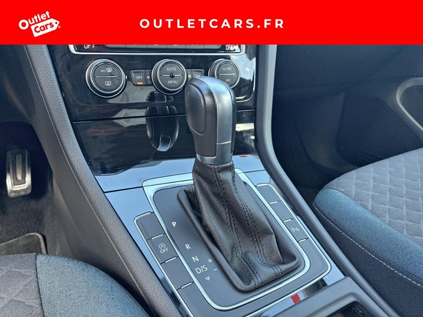Voitures occasions VOLKSWAGEN GOLF IQ.Drive Rezé