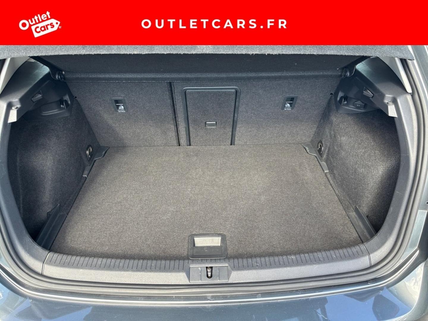 Voitures occasions VOLKSWAGEN GOLF IQ.Drive Rezé