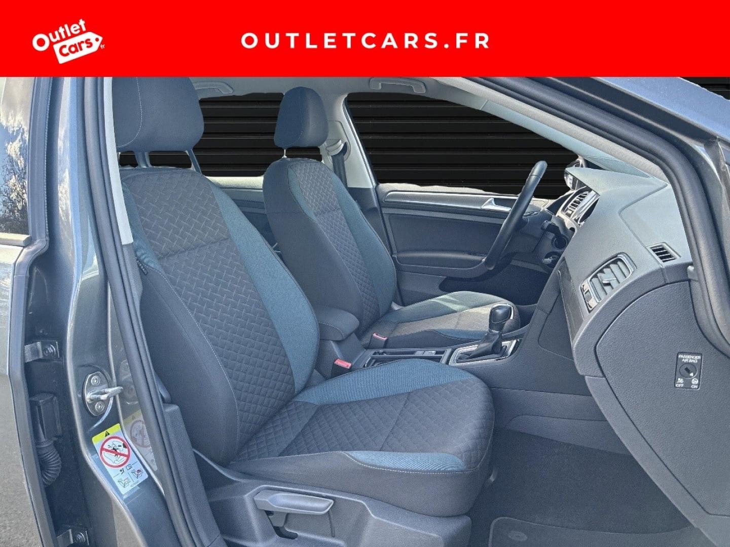 Voitures occasions VOLKSWAGEN GOLF IQ.Drive Rezé
