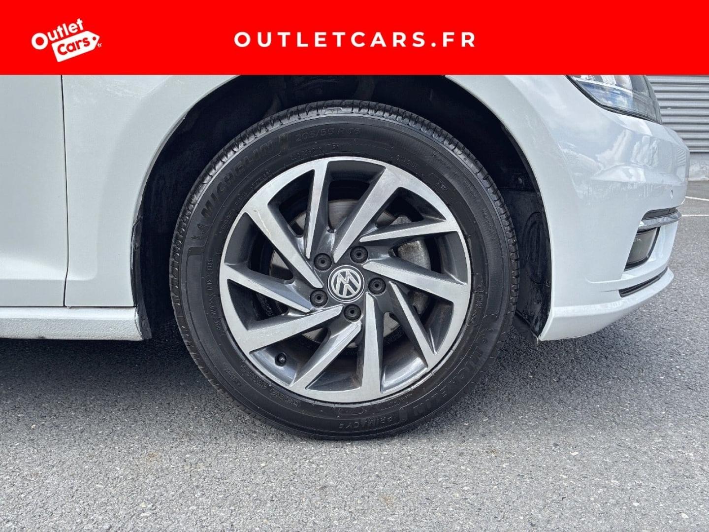 Voitures occasions VOLKSWAGEN GOLF Sound Rezé