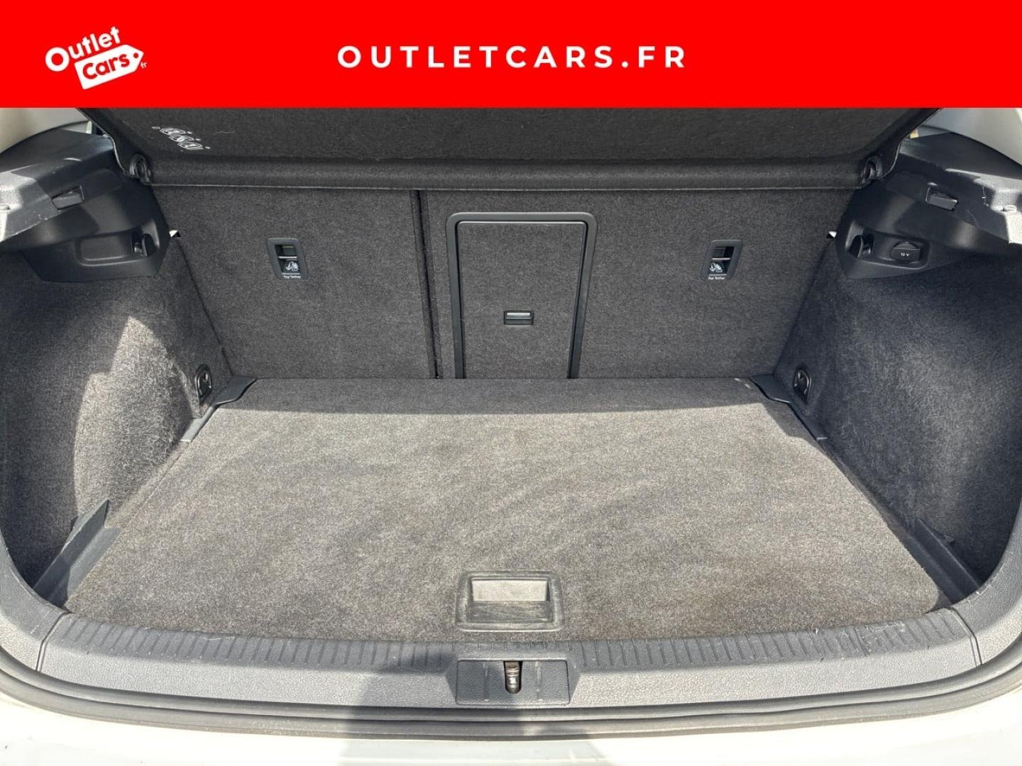 Voitures occasions VOLKSWAGEN GOLF Sound Rezé