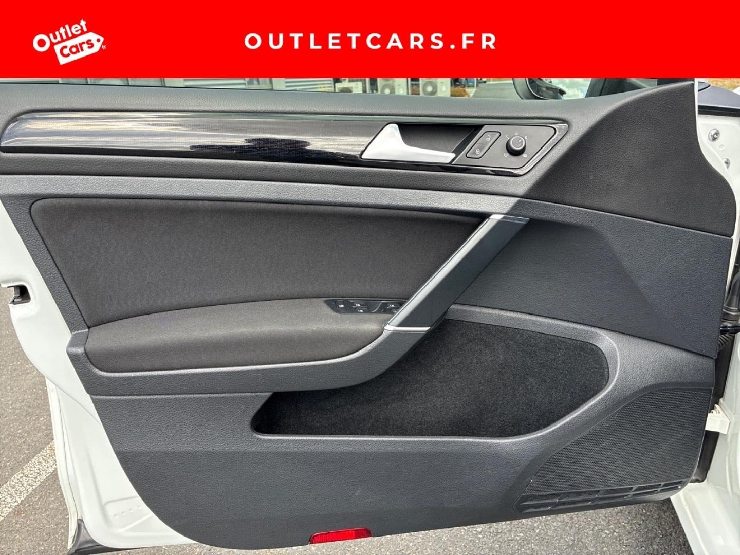 Voitures occasions VOLKSWAGEN GOLF Sound Rezé
