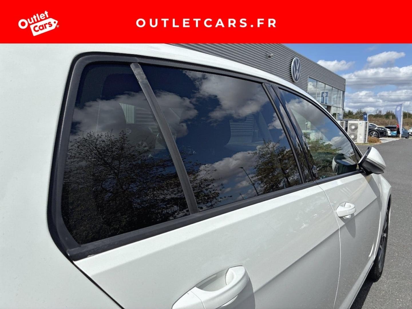 Voitures occasions VOLKSWAGEN GOLF Sound Rezé