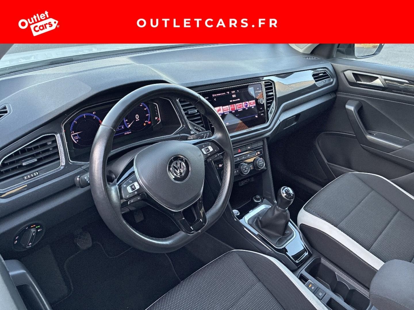 Voitures occasions VOLKSWAGEN T-ROC Carat Rezé