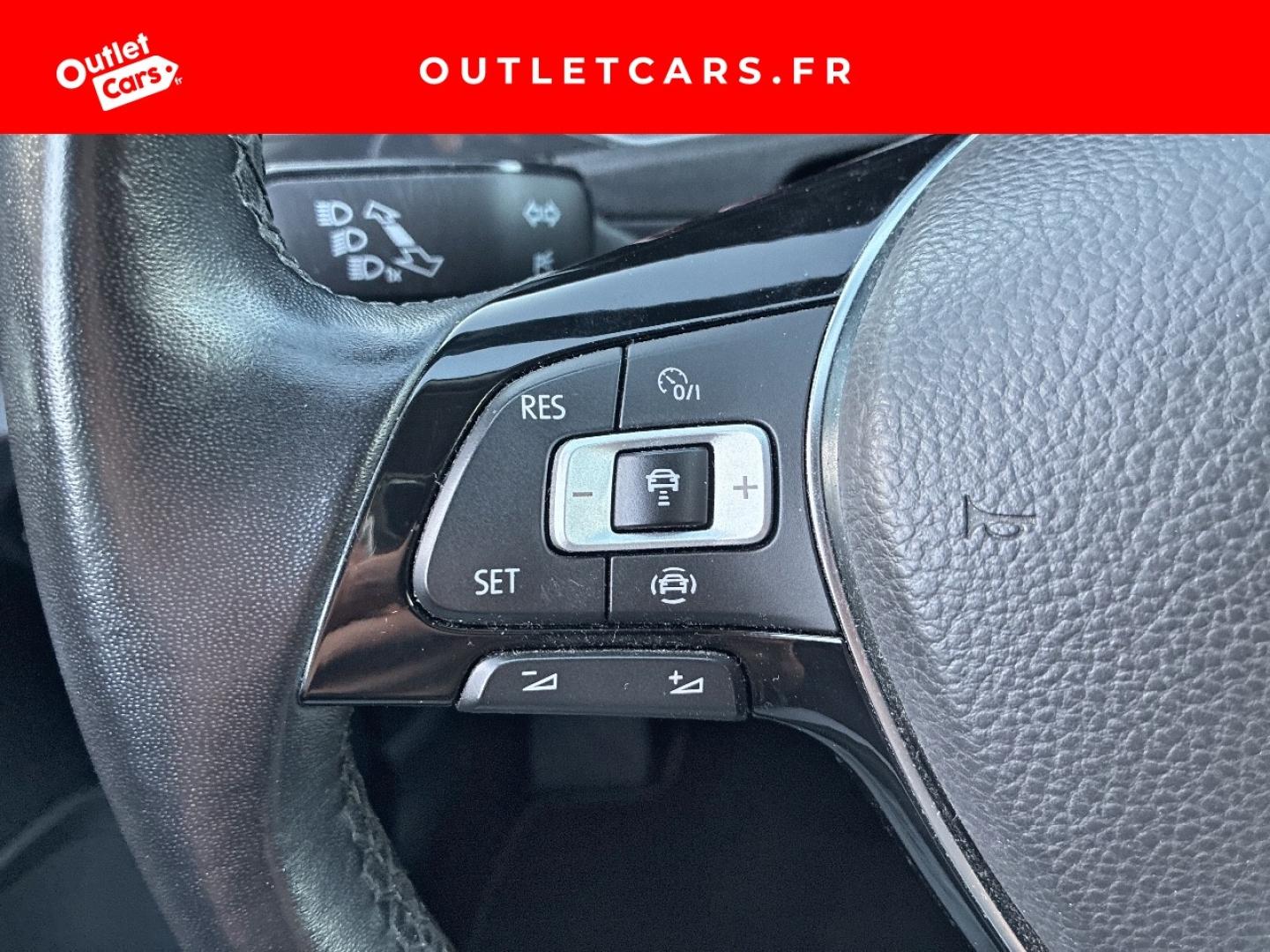 Voitures occasions VOLKSWAGEN T-ROC Carat Rezé