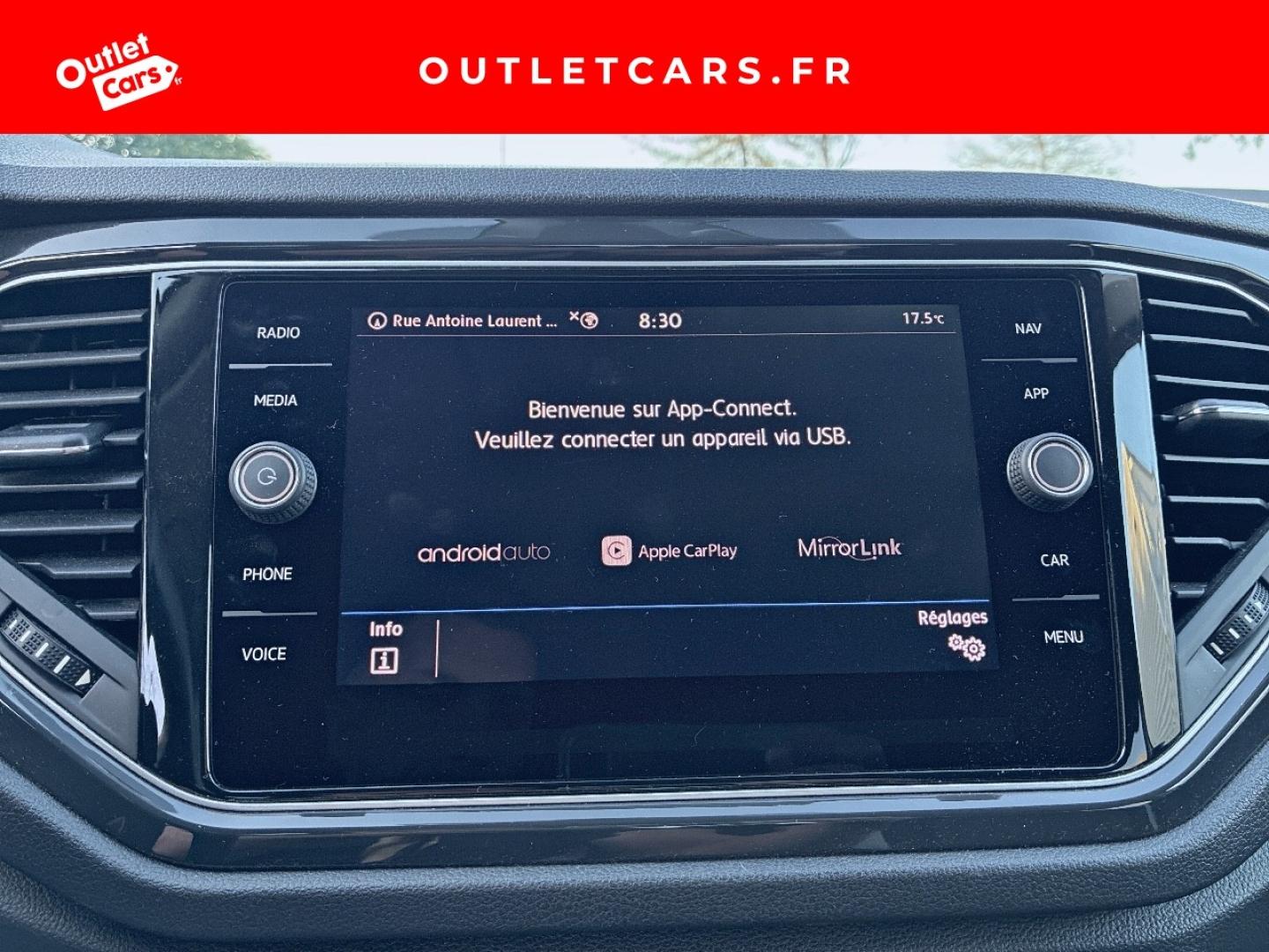 Voitures occasions VOLKSWAGEN T-ROC Carat Rezé