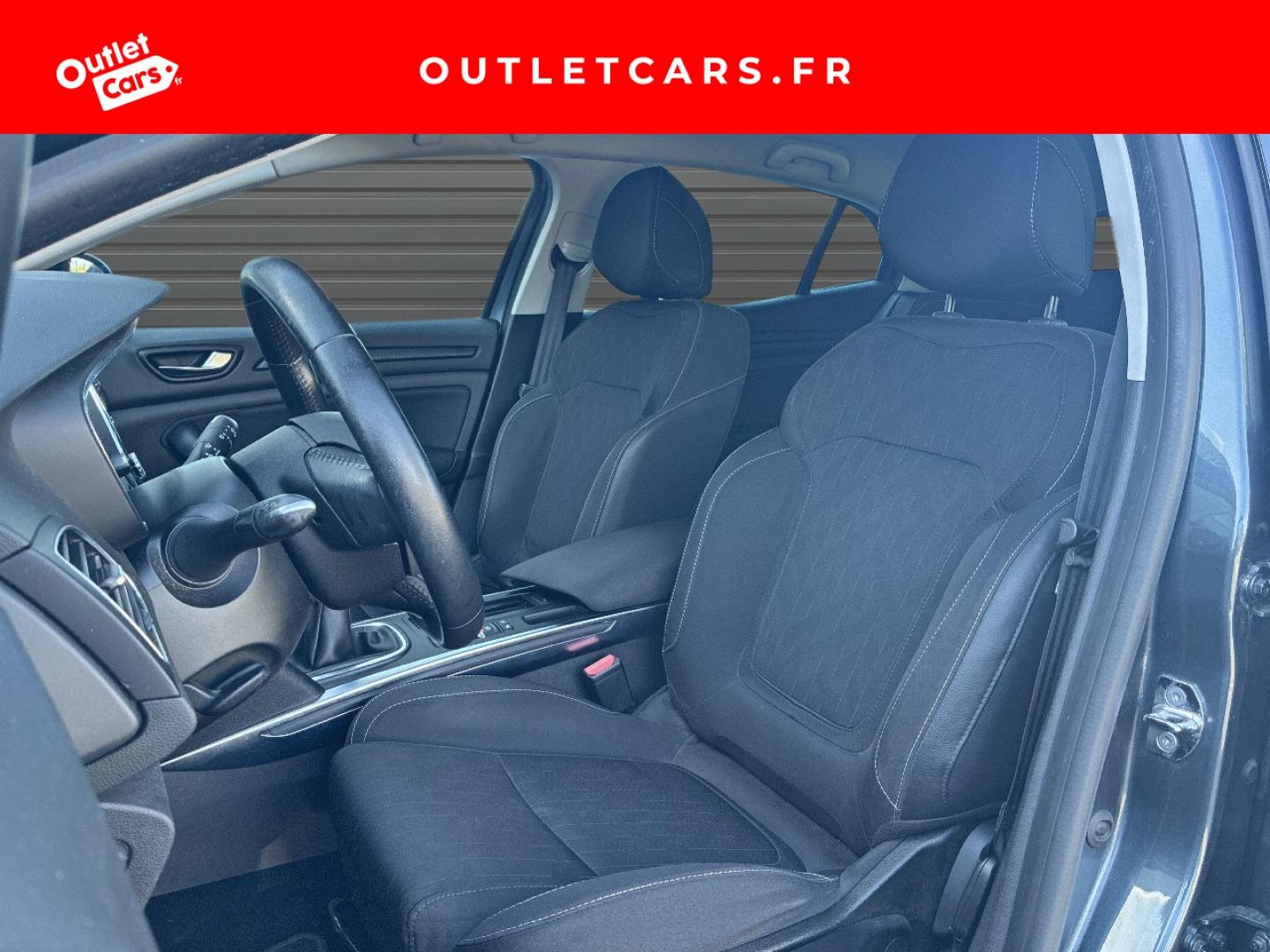 Voitures occasions RENAULT MÉGANE Limited Rezé